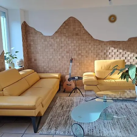 Le De L'oppidum Villa *
